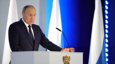 Путин вручил премию «Волонтер года»